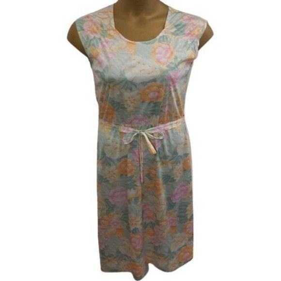 Vintage Dresses & Skirts - Size 10-12 Vintage Shiny Pastel Floral Shift Dress